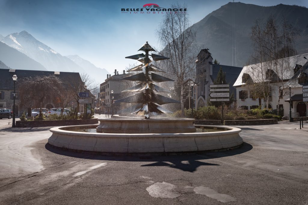 Saint Lary village de montagne touristique tr�s pris� dans les Hautes Pyr�n�es au march� immobilier florissant