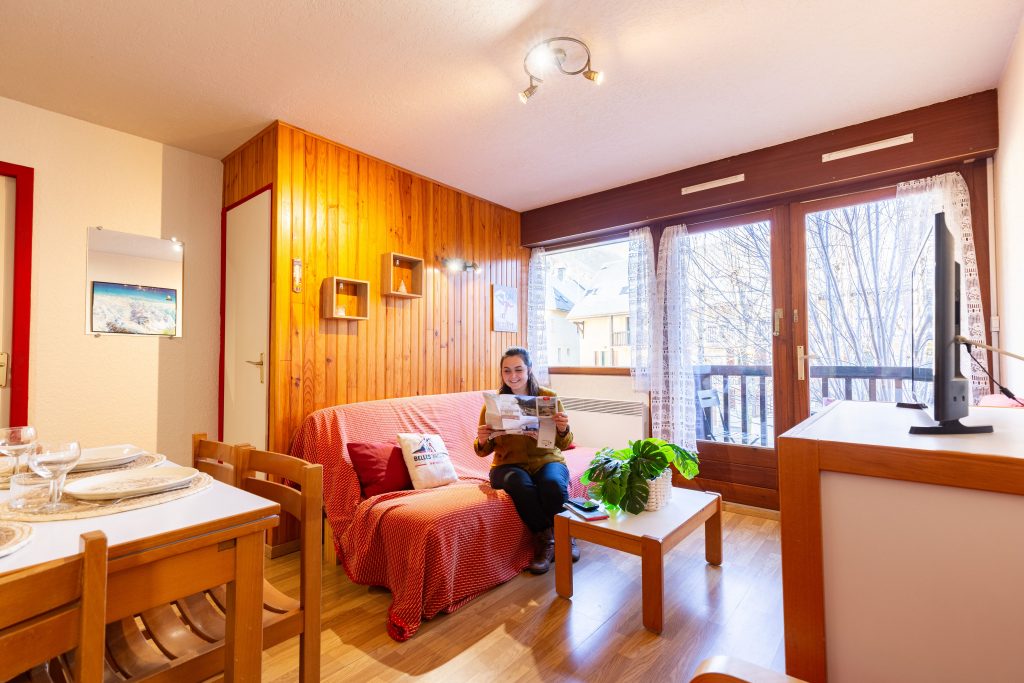 communication Agence immobiliere Saint-Lary Soulan vacances a la montagne location maison appartement belles-vacances.com2