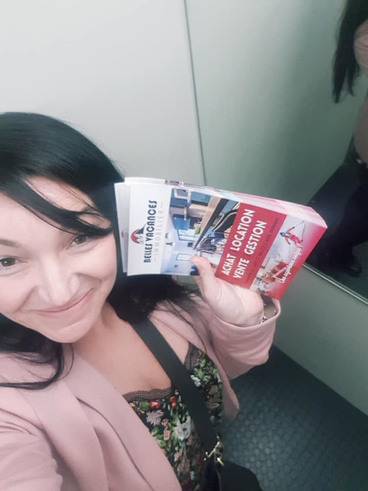 Portrait de Georgina, responsable marketing et community manager � Saint-Lary-Soulan