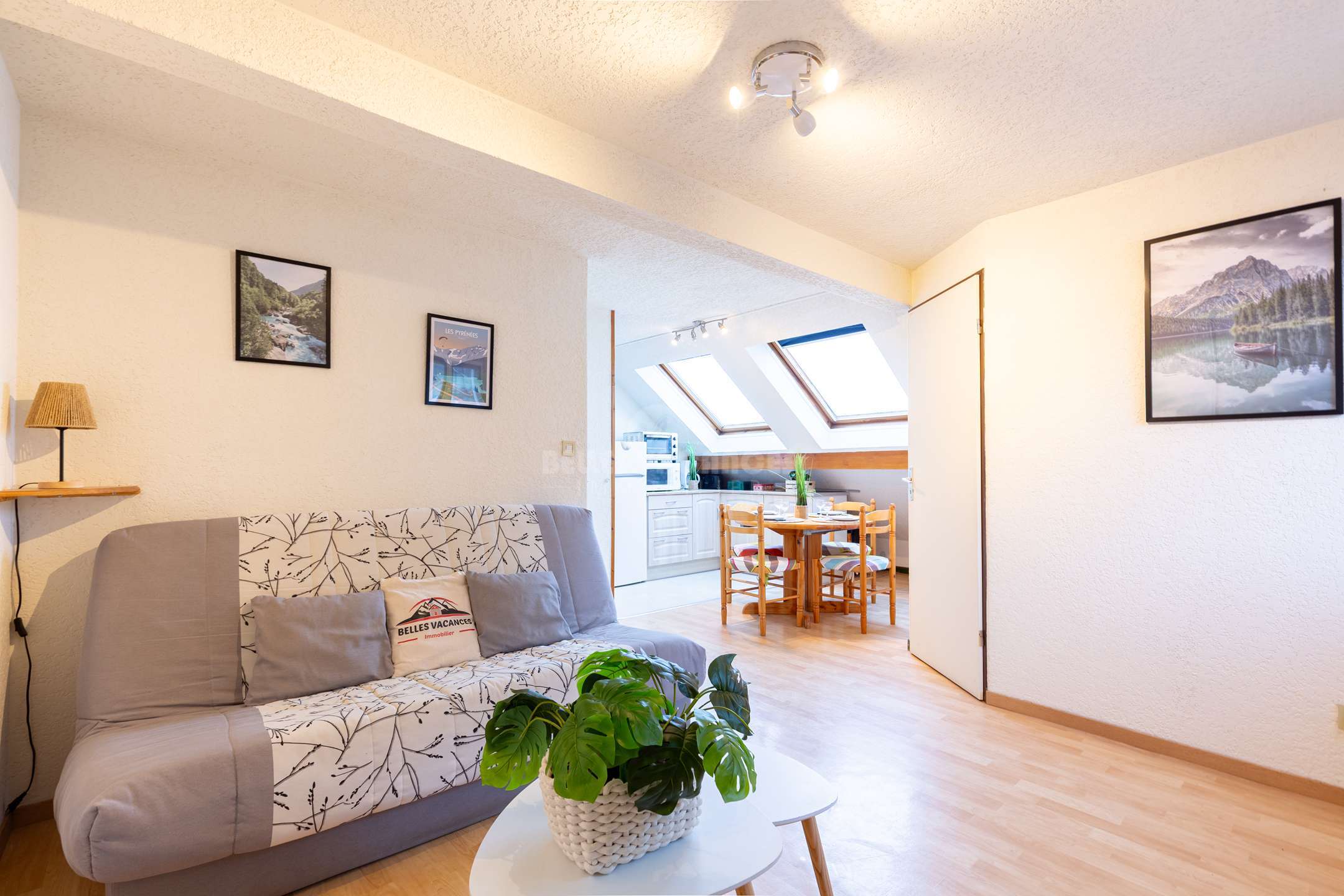 AURETTE:PORT BIELH  (  )